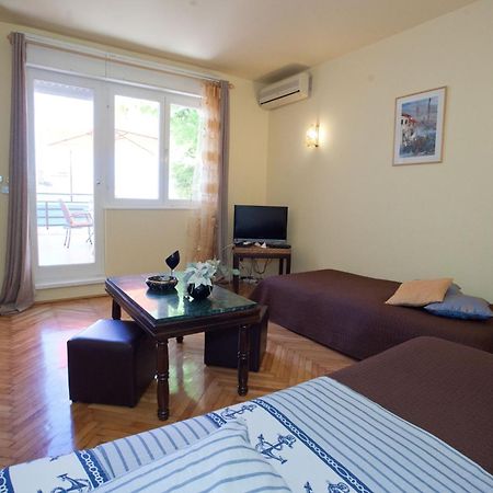 Apartments Beautiful Sandy Beach سبليت الغرفة الصورة