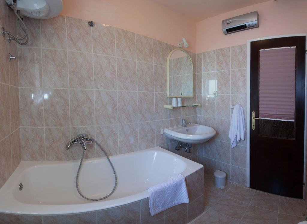 Apartments Beautiful Sandy Beach سبليت الغرفة الصورة