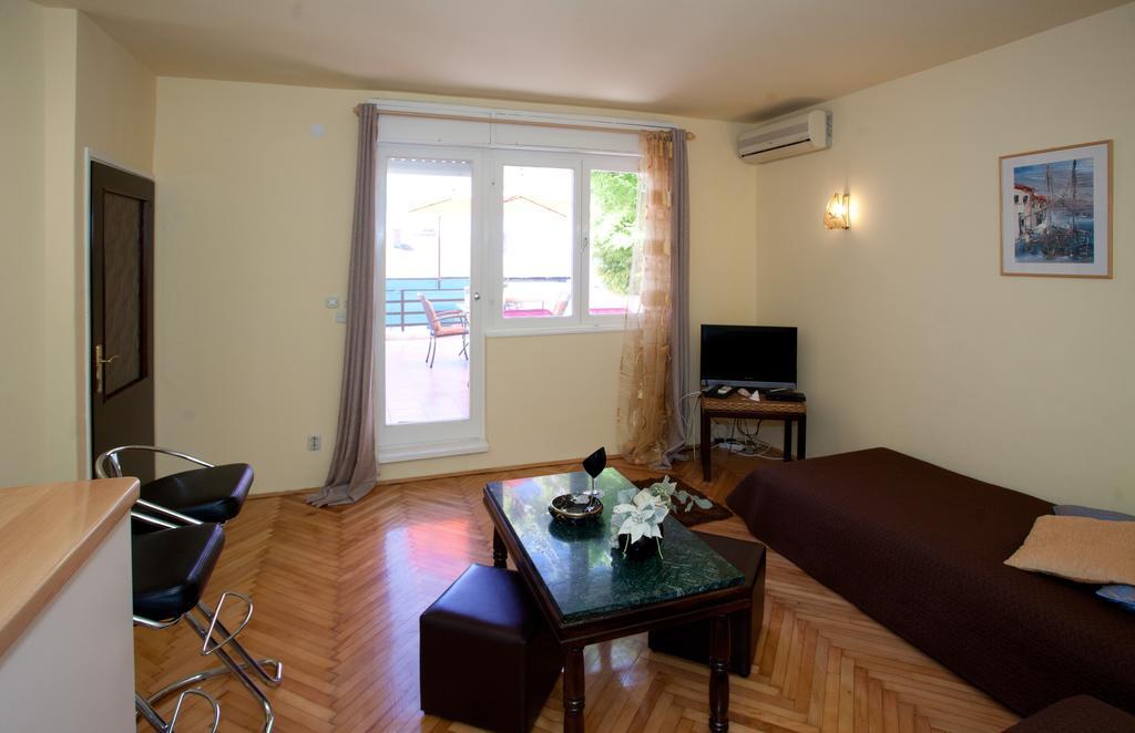 Apartments Beautiful Sandy Beach سبليت الغرفة الصورة